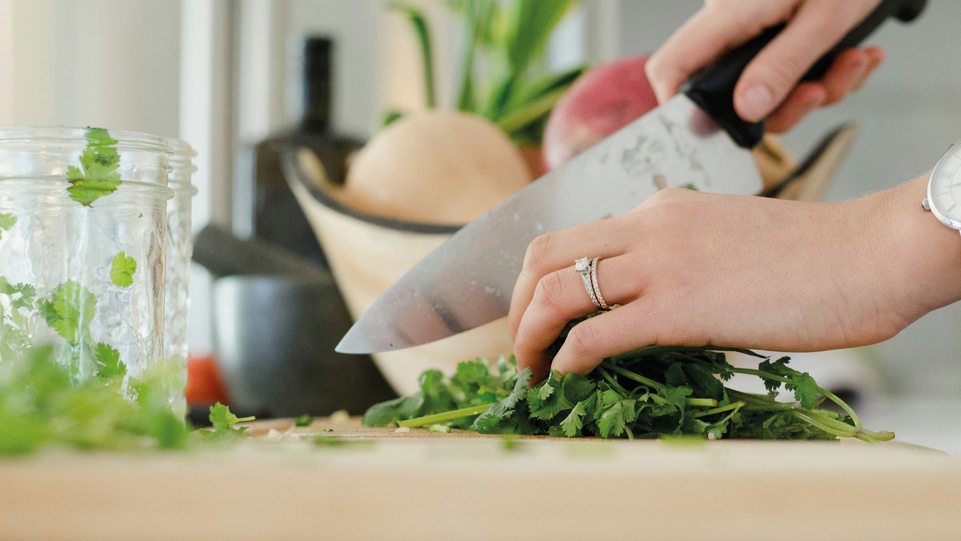 Balancing Blood Sugar Levels: Expert Tips for Optimal Health