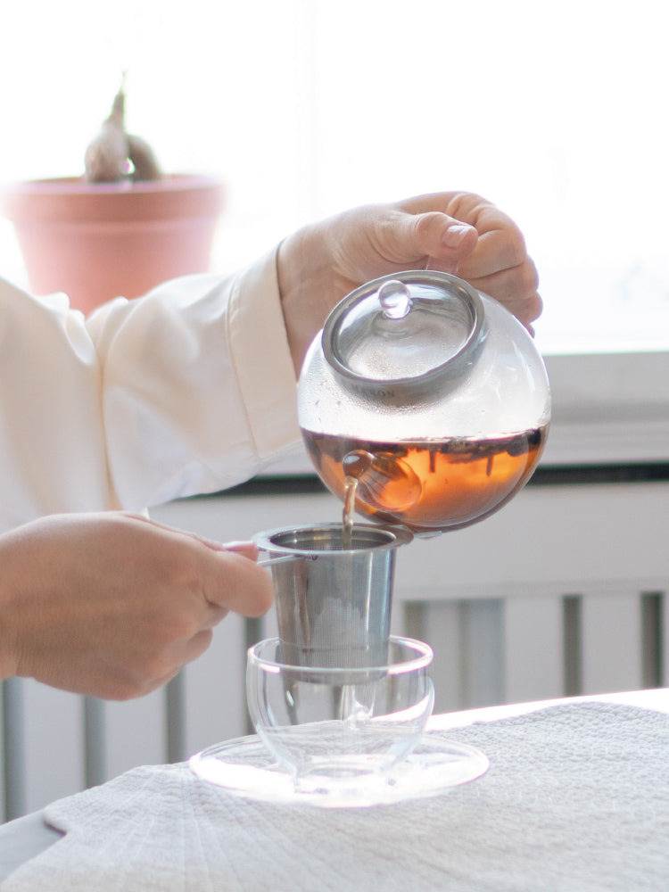 Philip Weeks JUNIPER & MARSHMALLOW TEA teapot pouring tea